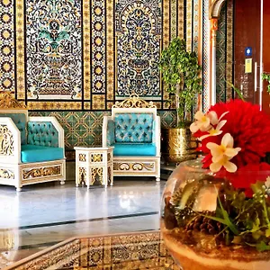 https://royal-victoria.tunis-best-hotels.com